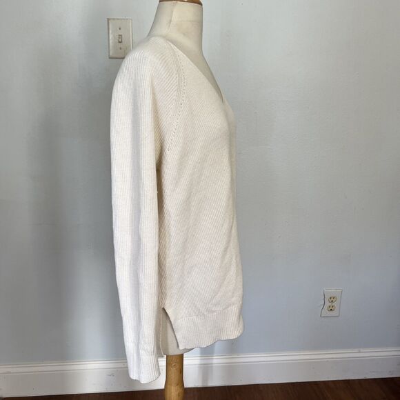 ATHLETA Merino Extra Fine Wool Blend Rib Knit Hanover Vneck Minimalist Sweater M - Picture 4 of 11